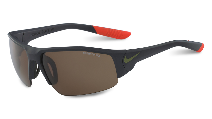 Serve Aces With Lenses Designed for Tennis Players