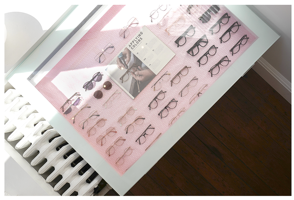 You Need to See These 41 Head-Turning Ways to Display Frames [UPDATED]