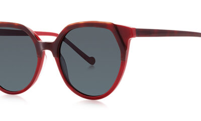 These 9 Sun Styles Give New Meaning to &#8216;Pop of Color&#8217;