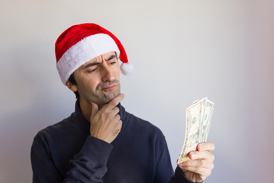 Early Warnings: Slower Holiday Spending Expected