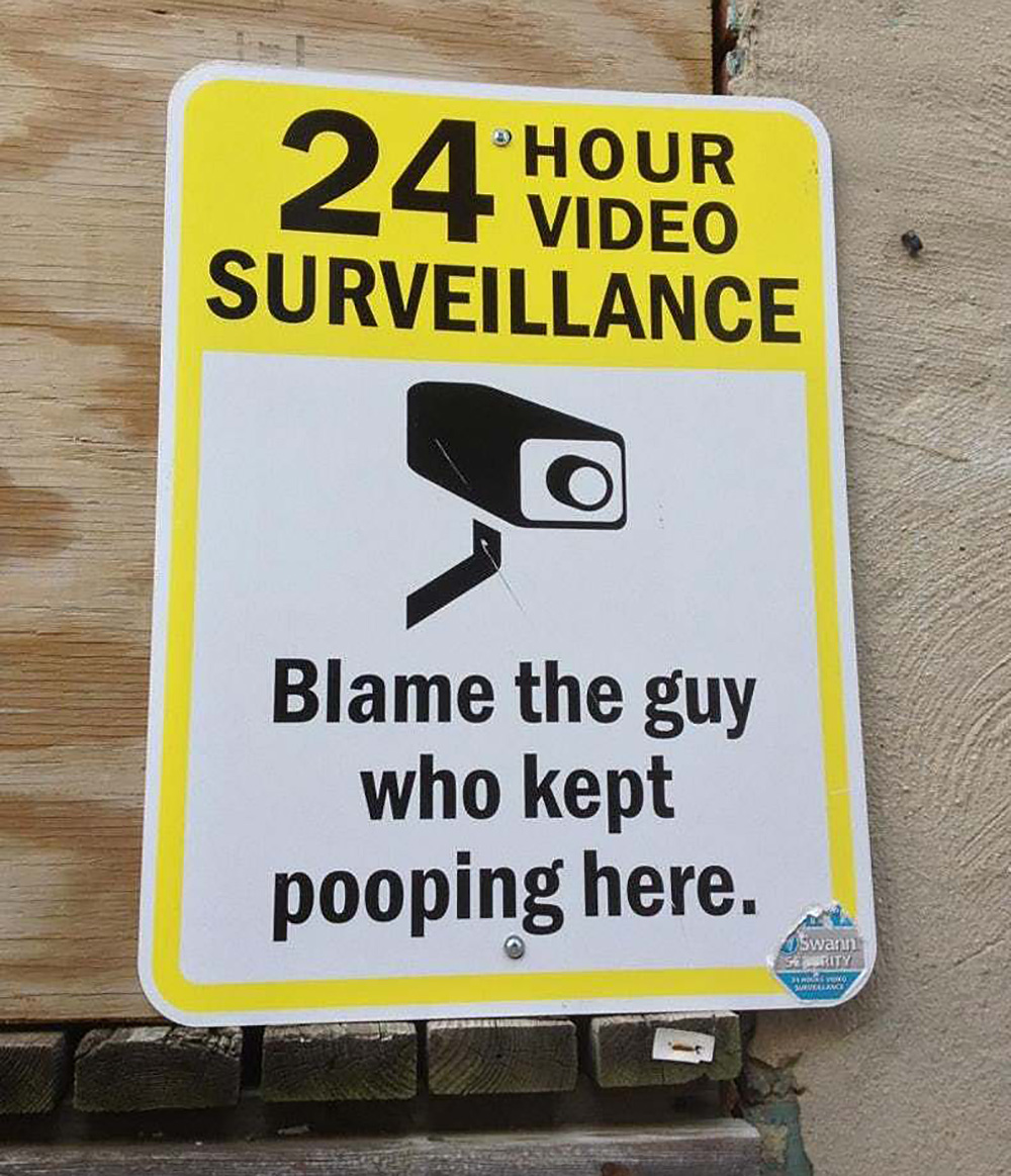 Please Don’t Scare the Jewelry … and 31 More Pretty Hilarious Retailer Signs